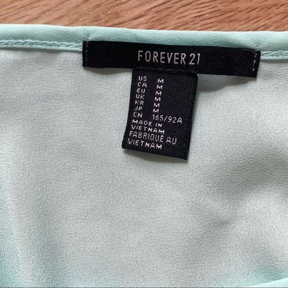 Forever 21 Two-Tone Short Sleeve Top - Picture 3 of 3